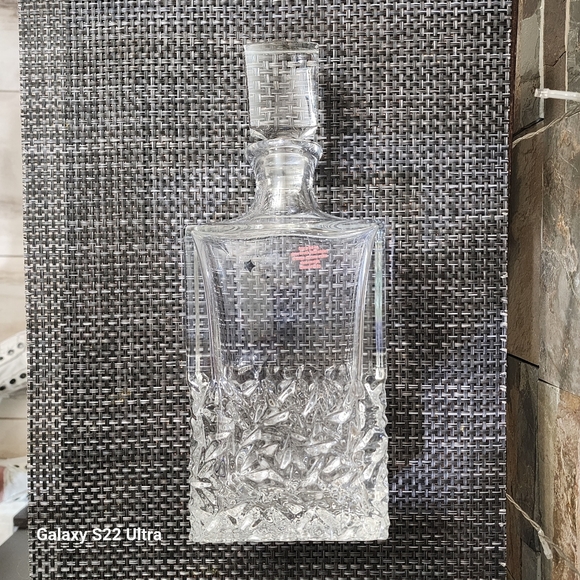 WHISKEY DECANTER SET - Picture 5 of 8